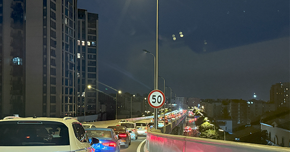 com域名注册查询